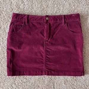 burgundy mini skirt